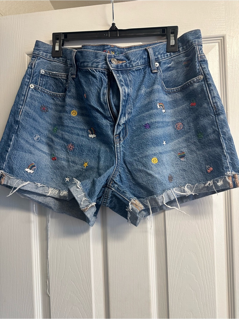 American Eagle Outfitters Denim Shorts with Multicolor Embroidery - Blue